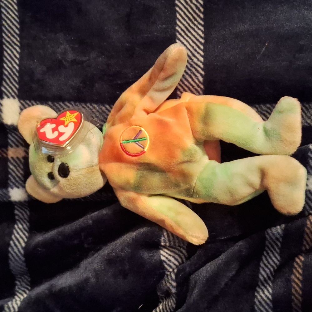 Ty Beanie Baby Peace Bear with tag protector